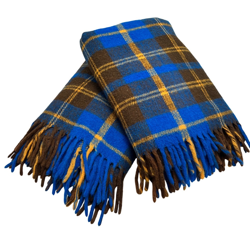 Pair VTG Wool Irish Tartan‎ Plaid Throw Camp Blankets Blue Fringe Cabin Boy Bunk